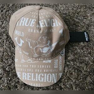 NWT True Religion Sand Logo Printed Snapback Cap